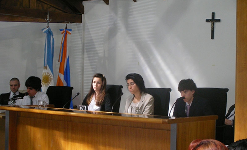 Alumnos de Ushuaia hicieron un simulacro de juicio oral y pblico